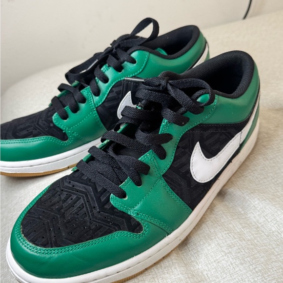 Jordan 1 Low SE Holiday Special (2022) Men's - DQ8422-300 - Picture 5 of 11